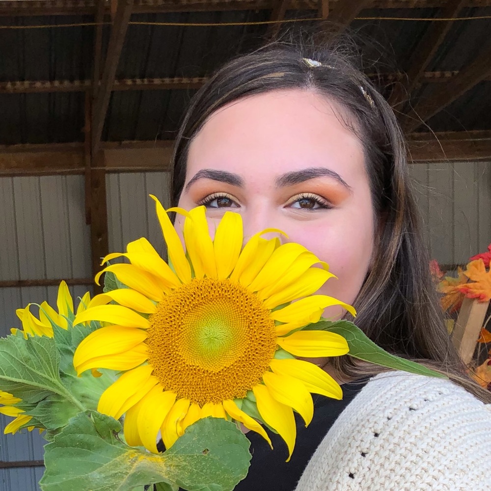 Meet your Posher, Lailani